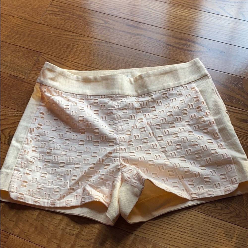 2/$20✨J crew blush eyelet linen shorts size 4